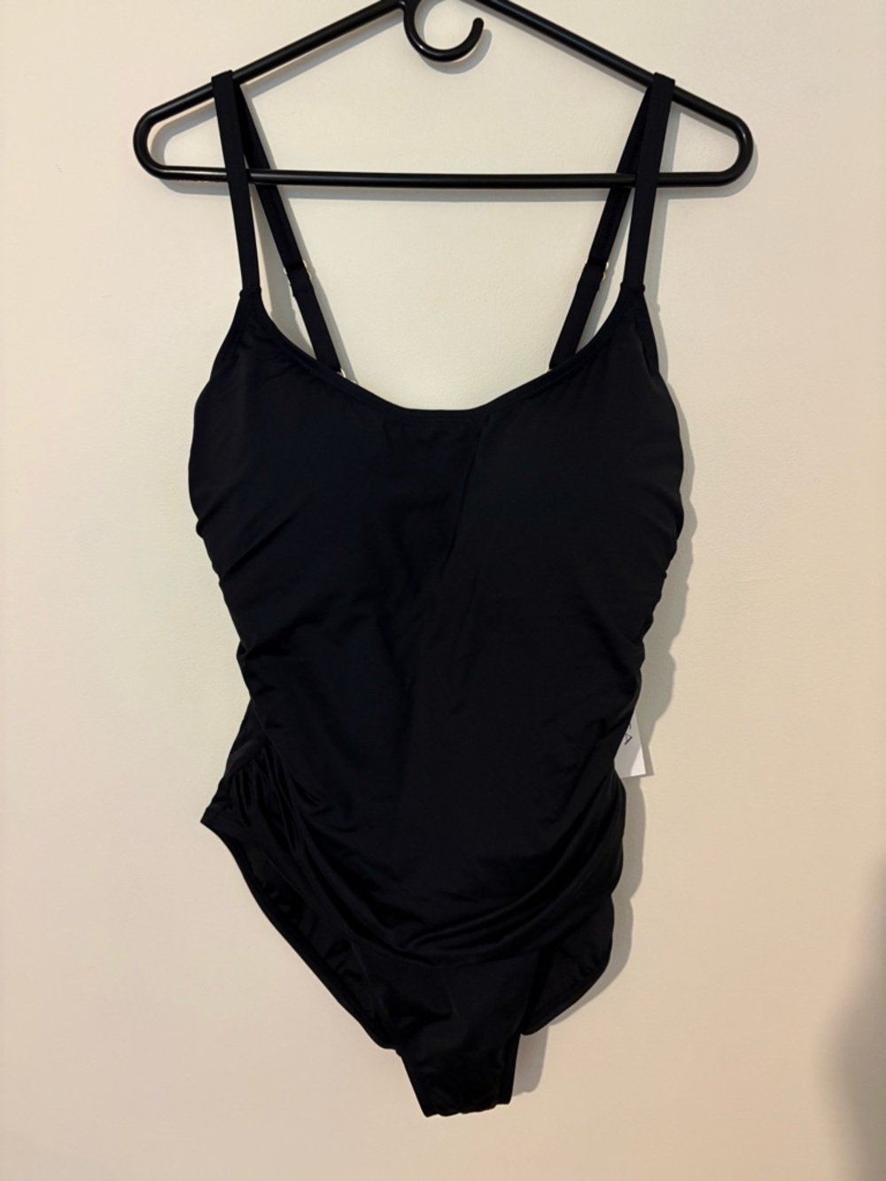 La Blanca Black Ruched One-Piece Swimsuit Tummy Control Resort Beach Swimwear - Picture 5 of 10